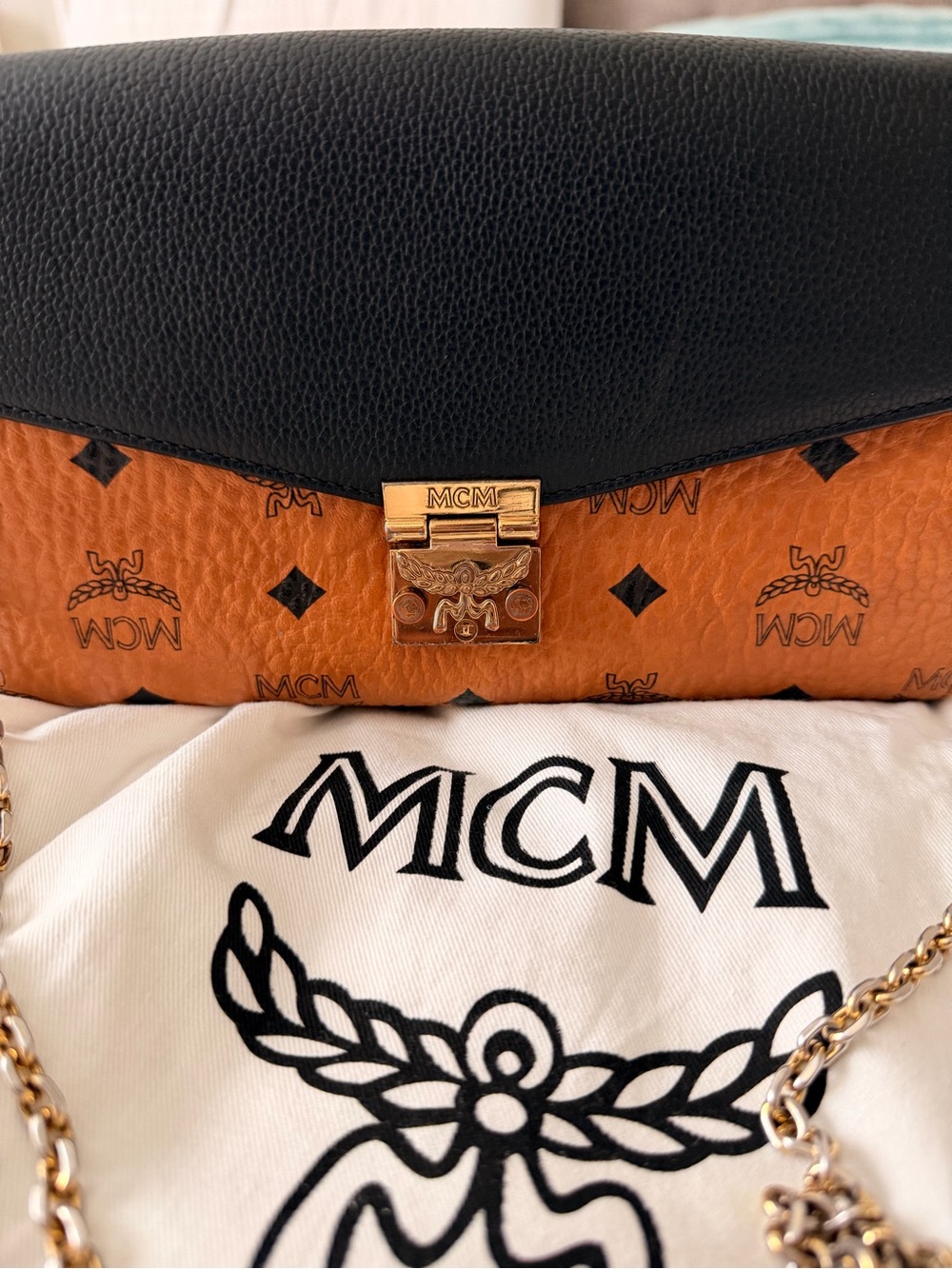 MCM colorblock crossbody bag - Picture 2 of 12